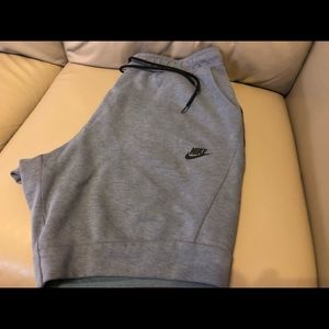 Nike men sportswear